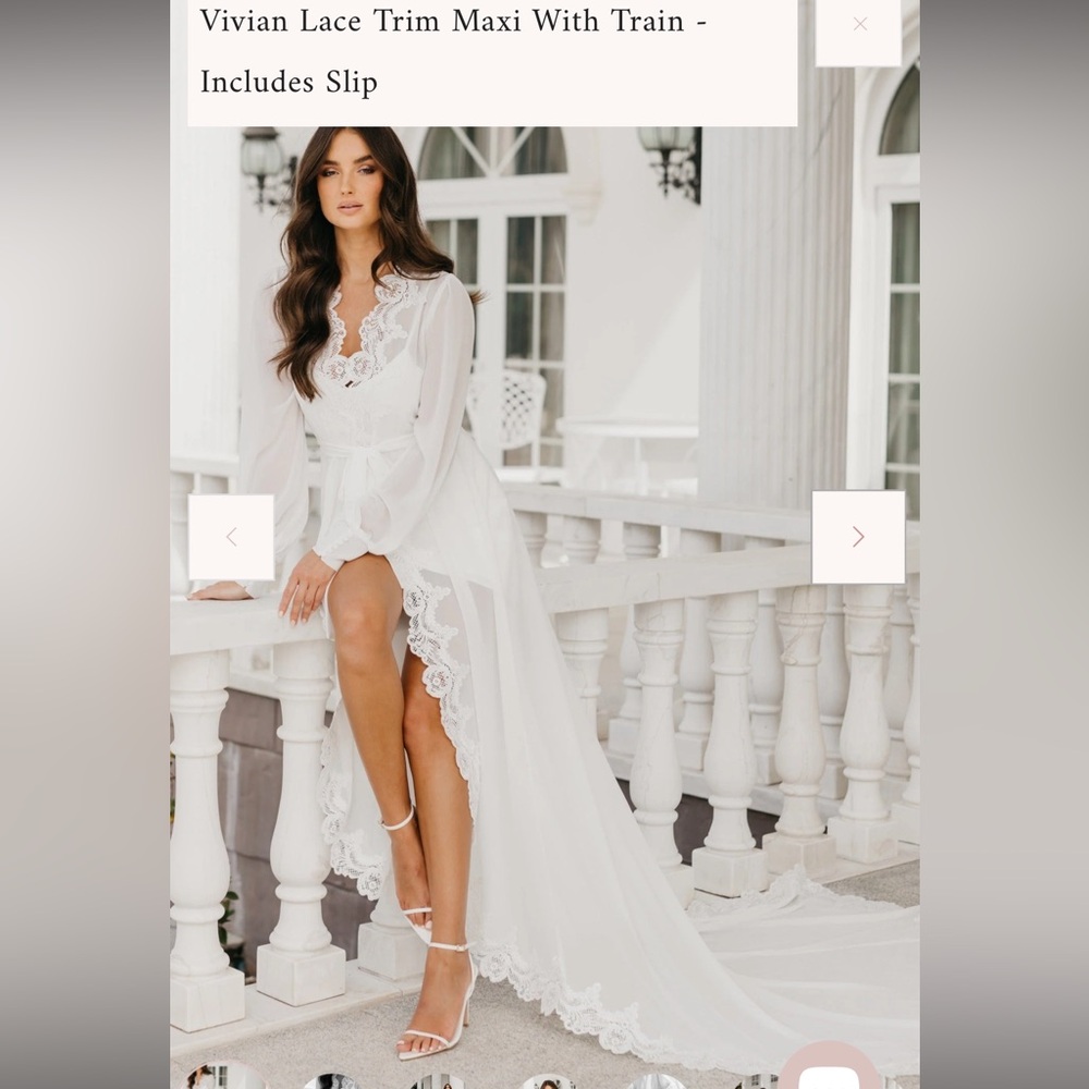 Le Rose | Vivian Lace Trim Maxi Robe with Train